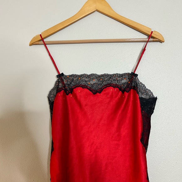 GUC Victoria’s Secret red mini slip dress - Picture 7 of 7